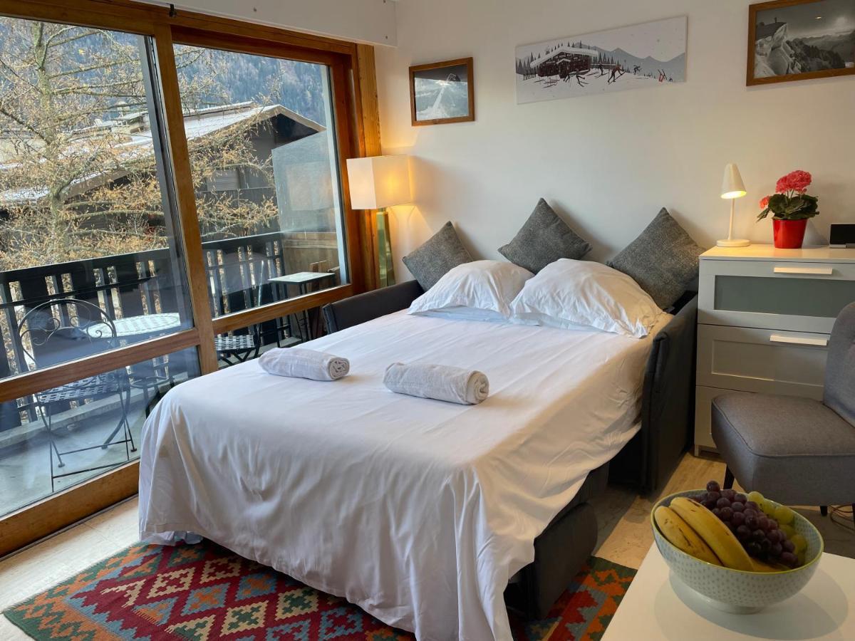 Apartment Le Pied Du Brevent - Walk To Ski Lift, Chamonix Getaway Екстер'єр фото