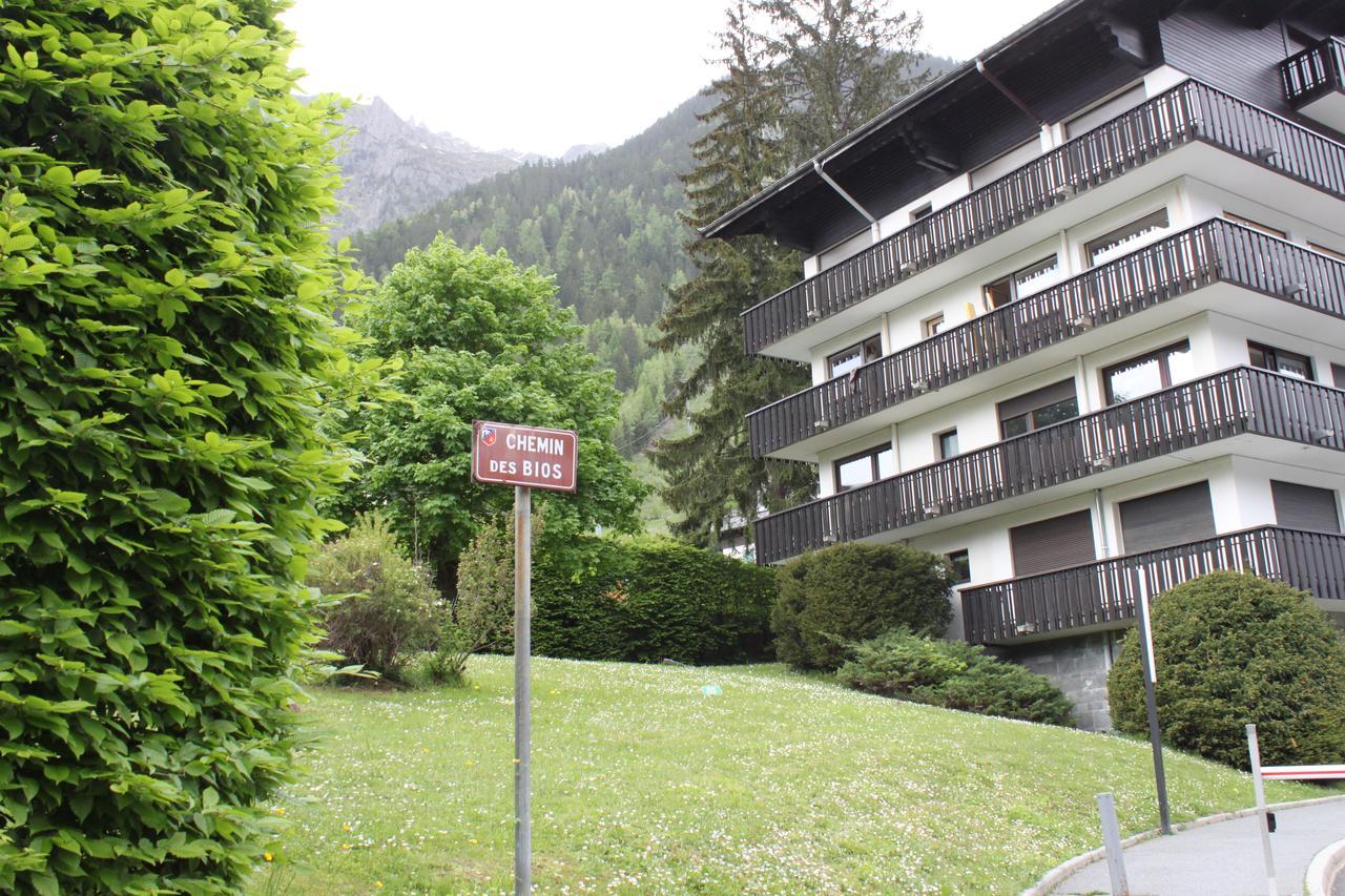 Apartment Le Pied Du Brevent - Walk To Ski Lift, Chamonix Getaway Екстер'єр фото