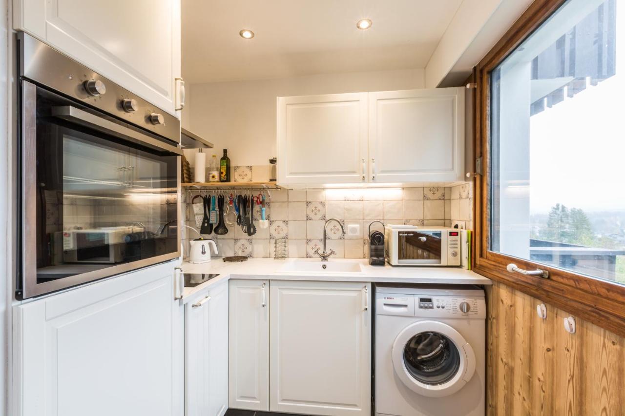 Apartment Le Pied Du Brevent - Walk To Ski Lift, Chamonix Getaway Екстер'єр фото